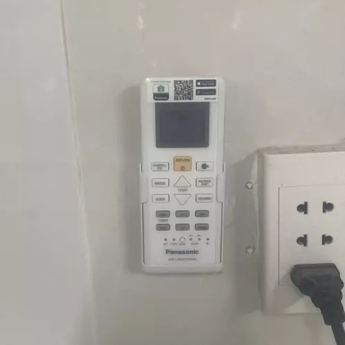 z554721041132474ffa250dbc4328e42bb7c94503d2885-min-9492